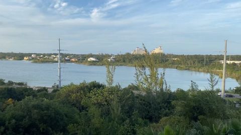 Bahamar in the distance